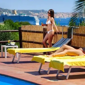 Hotel Altura, Palau